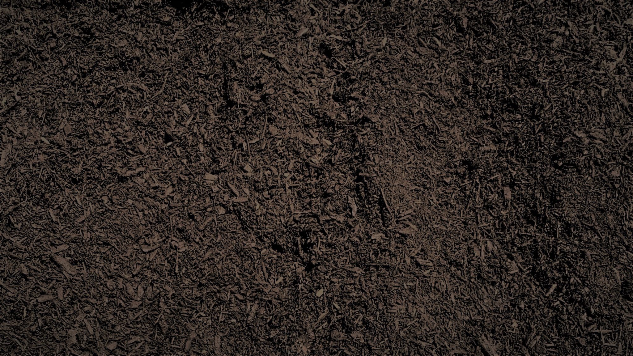 PREMIUM HARDWOOD BROWN Colored Mulch AGRO Mulch & Topsoil